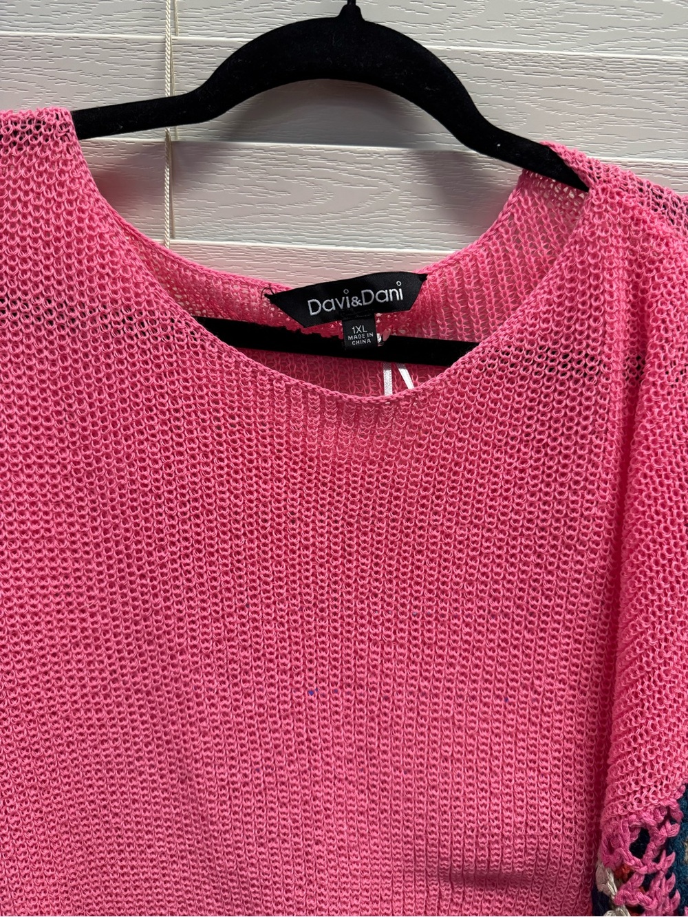 DAVI & DANI Bright Pink Knit Women's Top